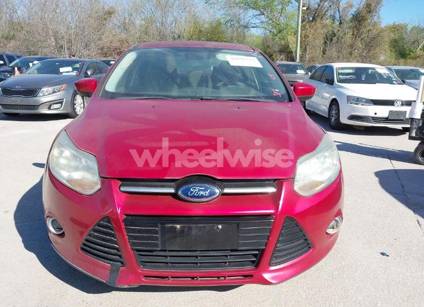 Photo 6 of 2012 Ford Focus SE (VIN 1FAHP3F22CL449231)