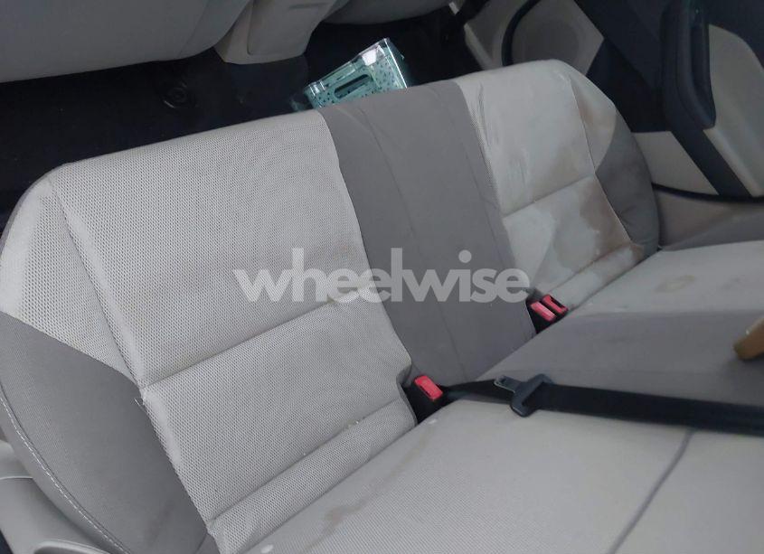 Photo 12 of 2012 Ford Focus SE (VIN 1FAHP3F22CL456552)