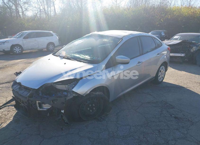 Photo 6 of 2012 Ford Focus SE (VIN 1FAHP3F23CL126628)