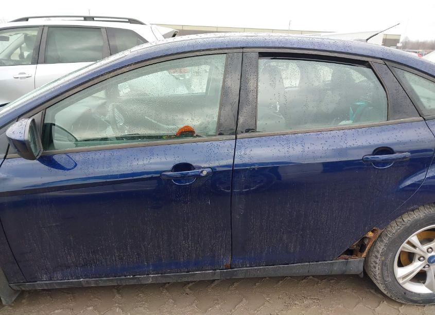 Photo 14 of 2012 Ford Focus SE (VIN 1FAHP3F23CL139296)