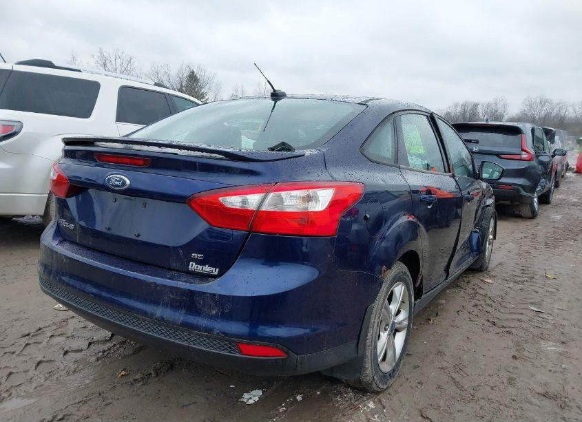 Photo 4 of 2012 Ford Focus SE (VIN 1FAHP3F23CL139296)