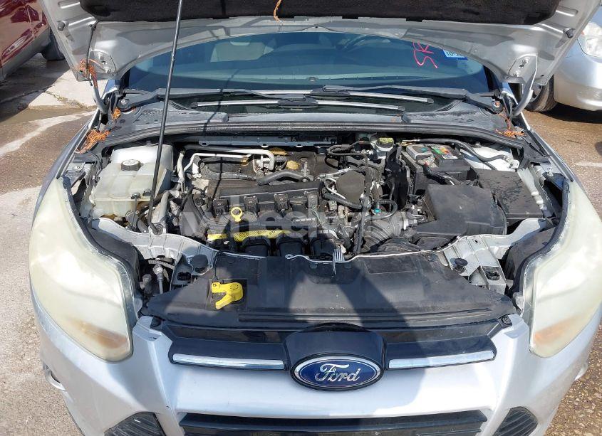 Photo 10 of 2012 Ford Focus SE (VIN 1FAHP3F23CL153957)