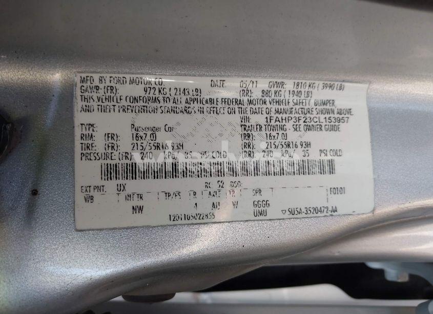 Photo 9 of 2012 Ford Focus SE (VIN 1FAHP3F23CL153957)