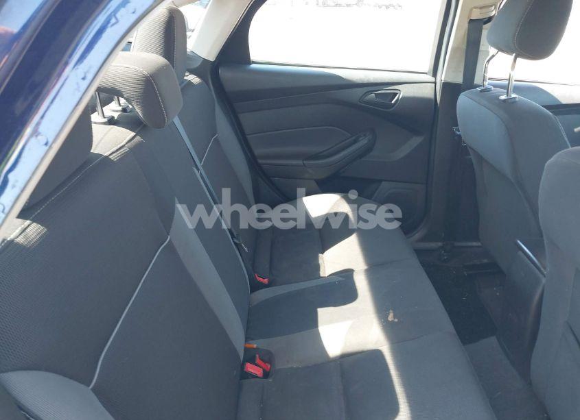 Photo 8 of 2012 Ford Focus SE (VIN 1FAHP3F23CL157684)