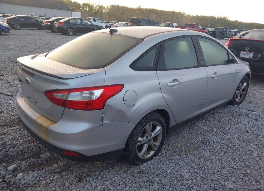 Photo 4 of 2012 Ford Focus SE (VIN 1FAHP3F23CL167115)