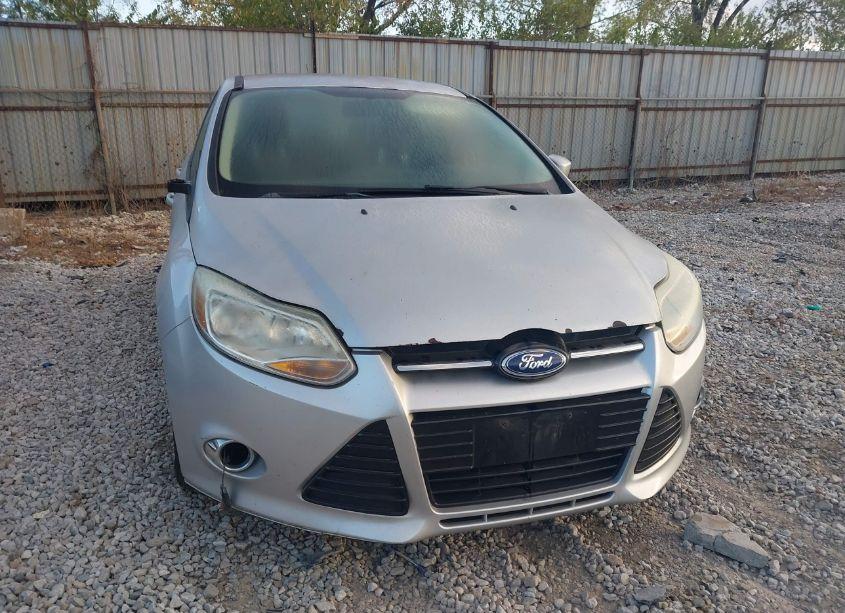 Photo 6 of 2012 Ford Focus SE (VIN 1FAHP3F23CL167115)