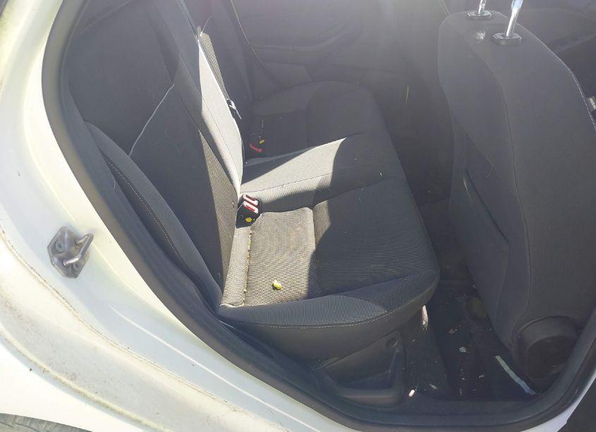 Photo 8 of 2012 Ford Focus SE (VIN 1FAHP3F23CL277663)