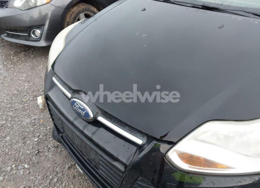 Photo 10 of 2012 Ford Focus SE (VIN 1FAHP3F23CL277971)