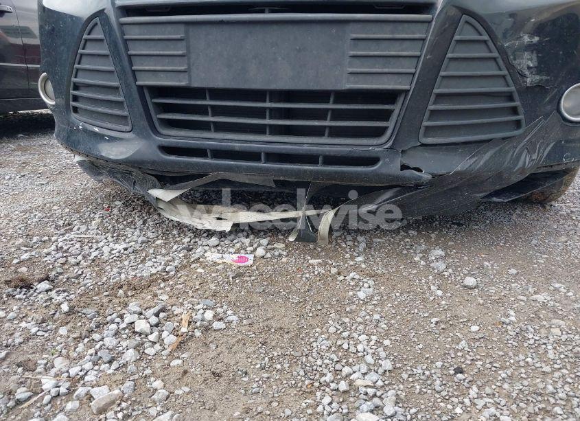 Photo 6 of 2012 Ford Focus SE (VIN 1FAHP3F23CL277971)