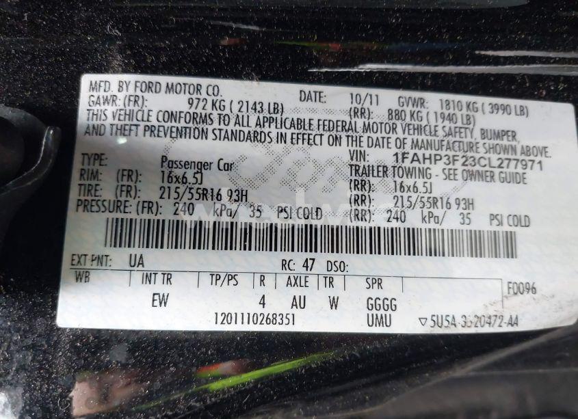 Photo 9 of 2012 Ford Focus SE (VIN 1FAHP3F23CL277971)