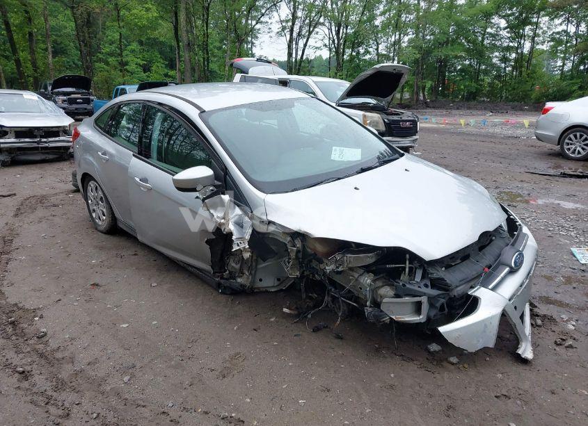 2012 Ford Focus SE (VIN 1FAHP3F23CL299176) main photo