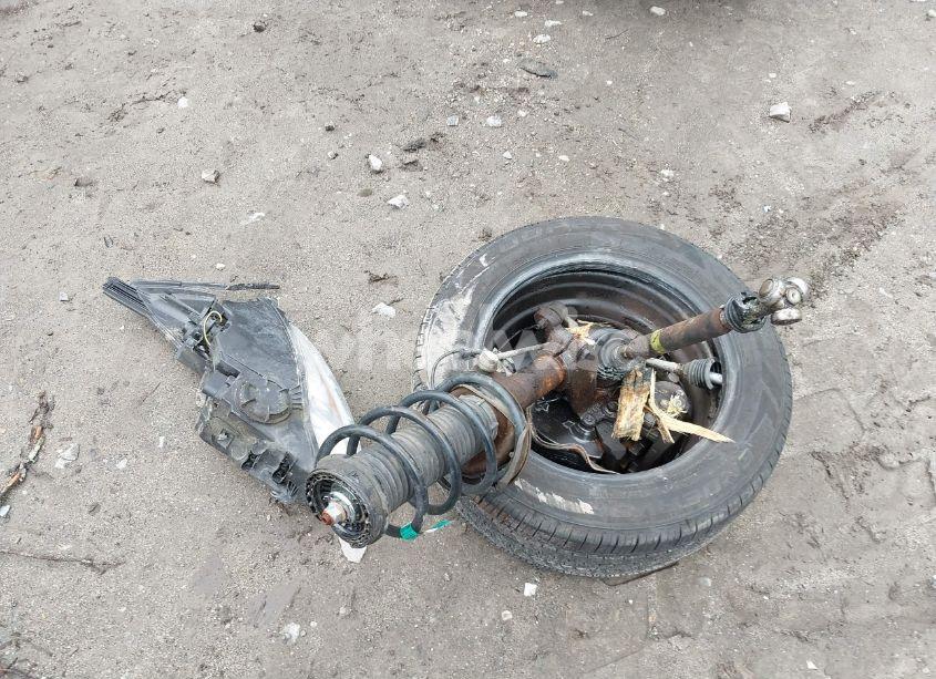 Photo 12 of 2012 Ford Focus SE (VIN 1FAHP3F23CL299176)