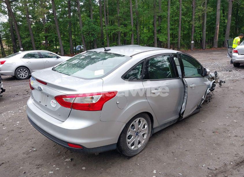 Photo 4 of 2012 Ford Focus SE (VIN 1FAHP3F23CL299176)