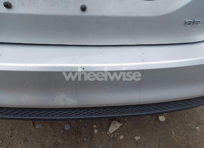 Photo 6 of 2012 Ford Focus SE (VIN 1FAHP3F23CL299176)