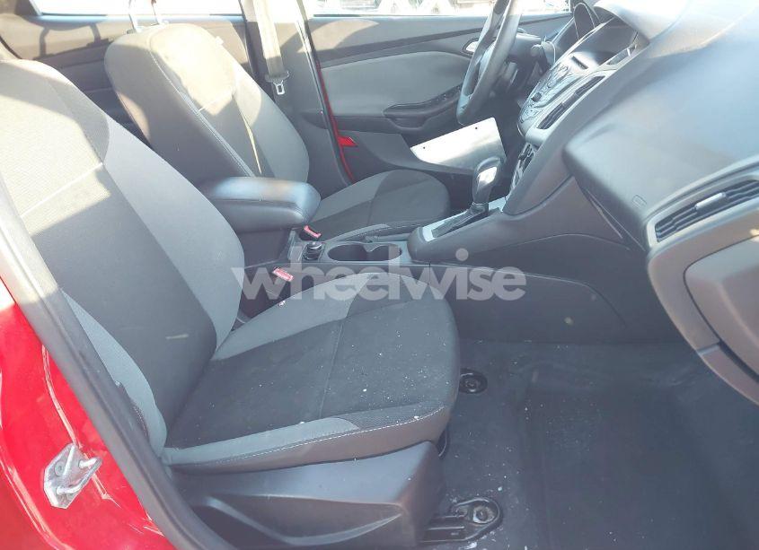 Photo 5 of 2012 Ford Focus SE (VIN 1FAHP3F23CL304344)