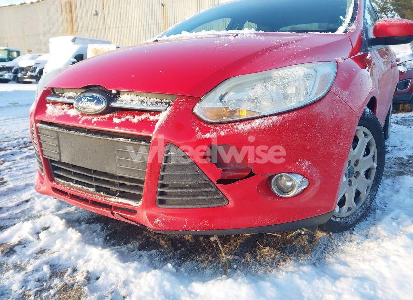 Photo 6 of 2012 Ford Focus SE (VIN 1FAHP3F23CL304344)