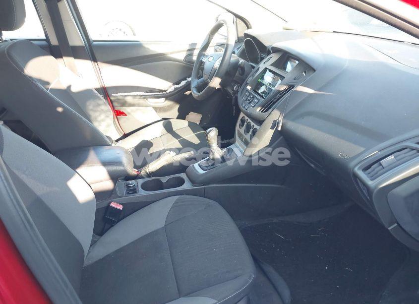 Photo 5 of 2012 Ford Focus SE (VIN 1FAHP3F23CL335402)