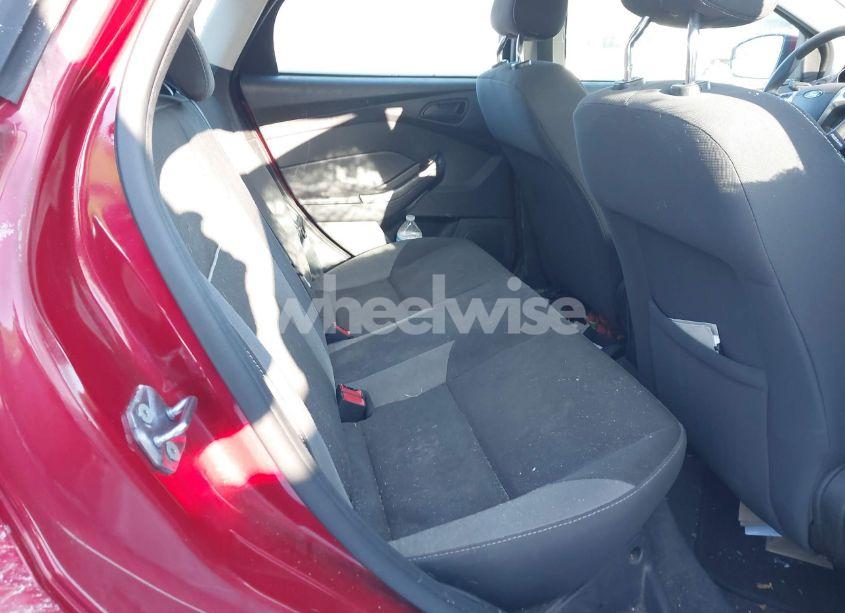 Photo 8 of 2012 Ford Focus SE (VIN 1FAHP3F23CL335402)