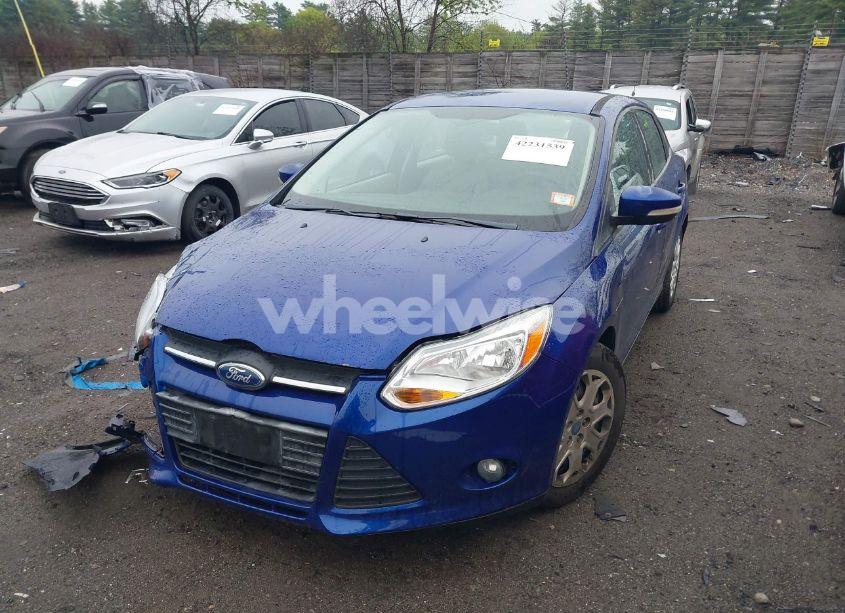 Photo 2 of 2012 Ford Focus SE (VIN 1FAHP3F23CL345654)