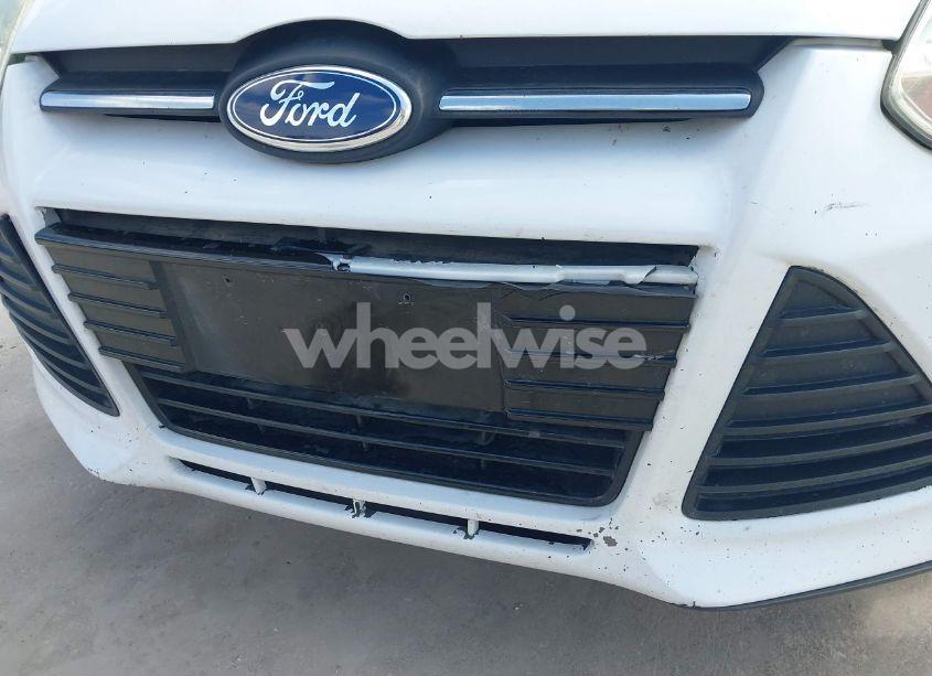 Photo 19 of 2012 Ford Focus SE (VIN 1FAHP3F23CL355097)