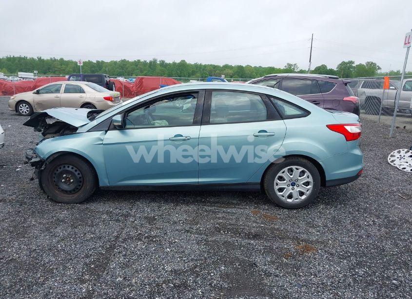 Photo 15 of 2012 Ford Focus SE (VIN 1FAHP3F23CL407585)