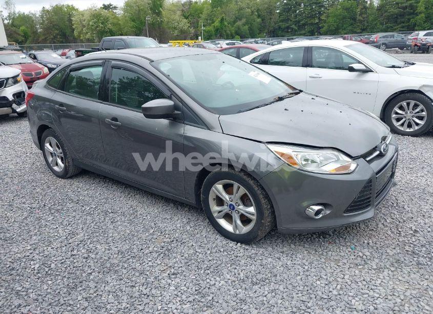 2012 Ford Focus SE (VIN 1FAHP3F23CL414066) main photo