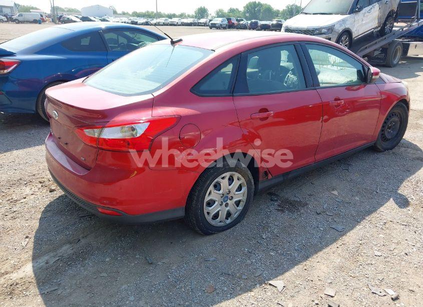 Photo 4 of 2012 Ford Focus SE (VIN 1FAHP3F24CL102709)