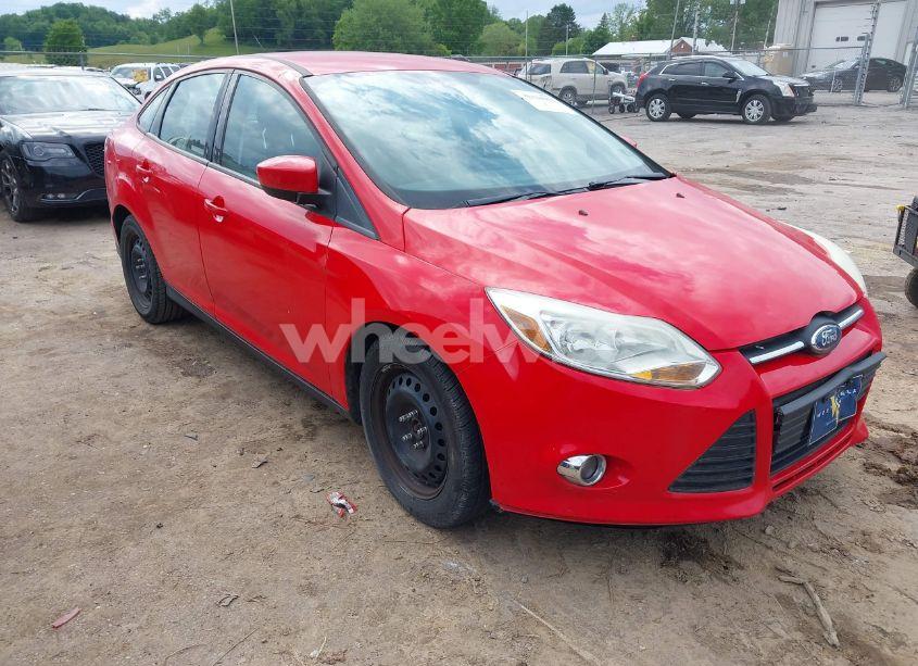 2012 Ford Focus SE (VIN 1FAHP3F24CL106632) main photo