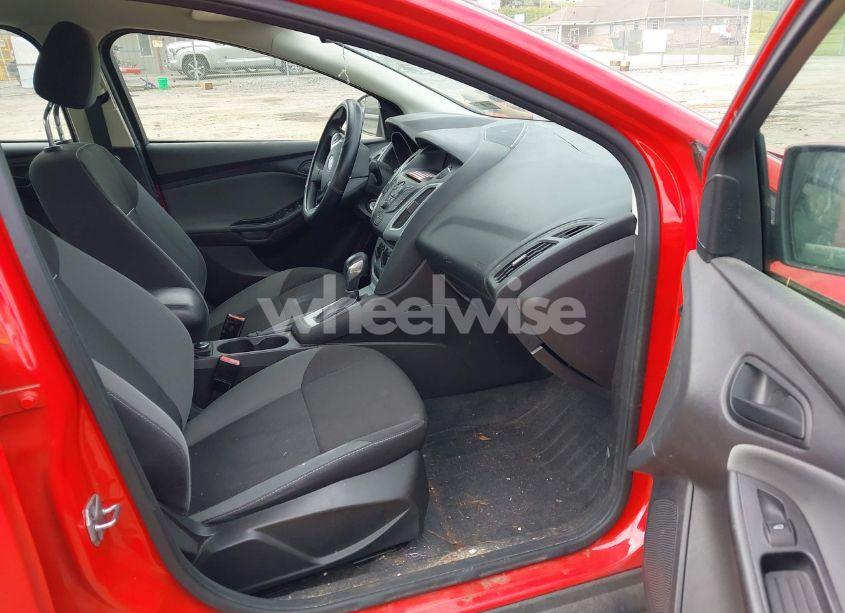 Photo 5 of 2012 Ford Focus SE (VIN 1FAHP3F24CL106632)