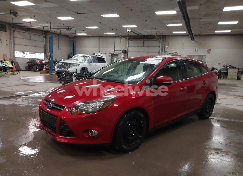 Photo 2 of 2012 Ford Focus SE (VIN 1FAHP3F24CL120272)