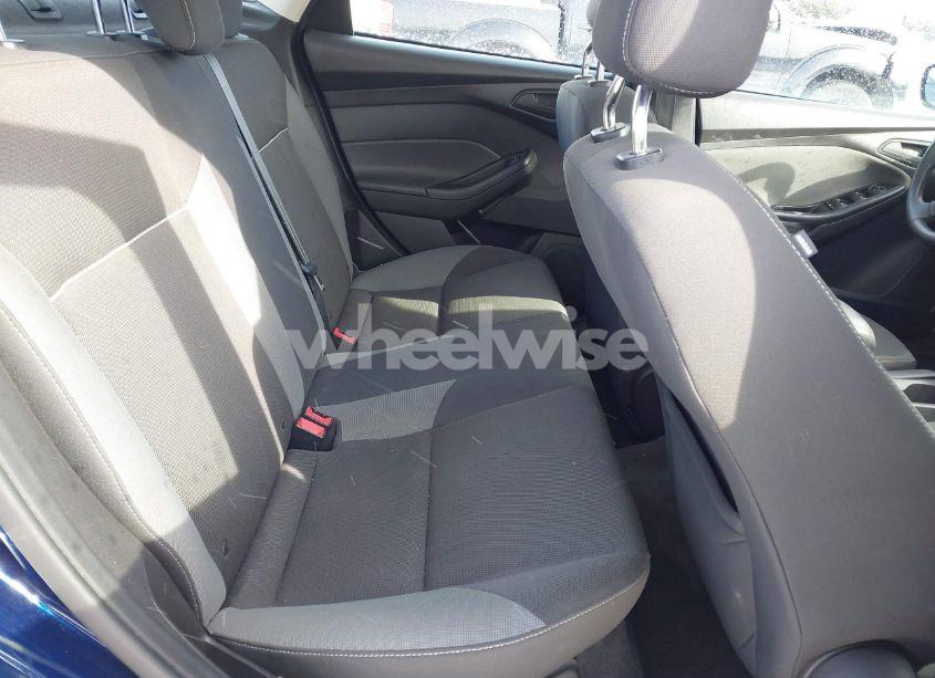 Photo 8 of 2012 Ford Focus SE (VIN 1FAHP3F24CL157533)