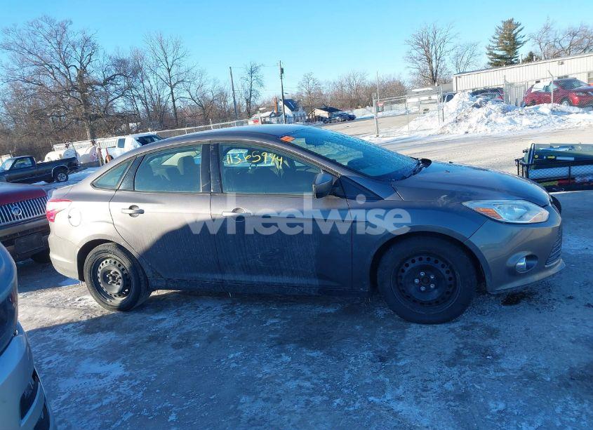 Photo 13 of 2012 Ford Focus (VIN 1FAHP3F24CL175496)