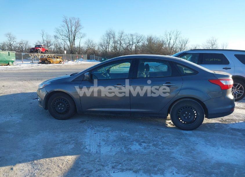 Photo 14 of 2012 Ford Focus (VIN 1FAHP3F24CL175496)