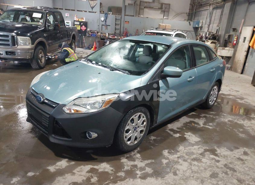 Photo 2 of 2012 Ford Focus SE (VIN 1FAHP3F24CL213129)