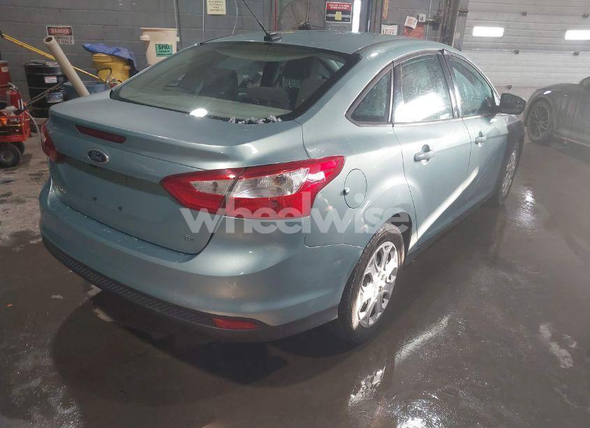 Photo 4 of 2012 Ford Focus SE (VIN 1FAHP3F24CL213129)