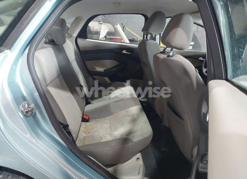 Photo 8 of 2012 Ford Focus SE (VIN 1FAHP3F24CL213129)