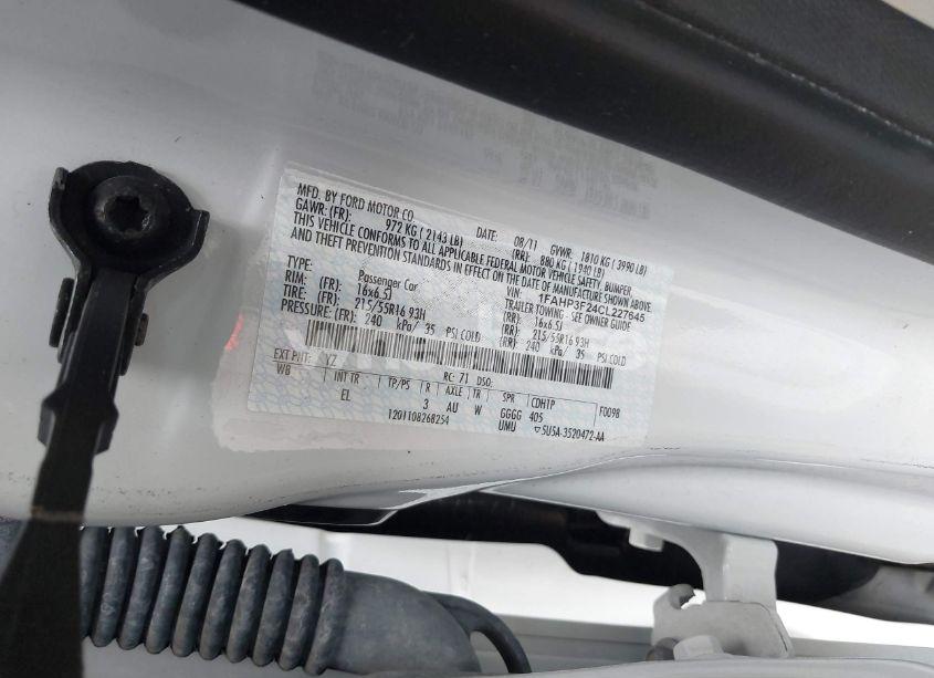 Photo 9 of 2012 Ford Focus SE (VIN 1FAHP3F24CL227645)