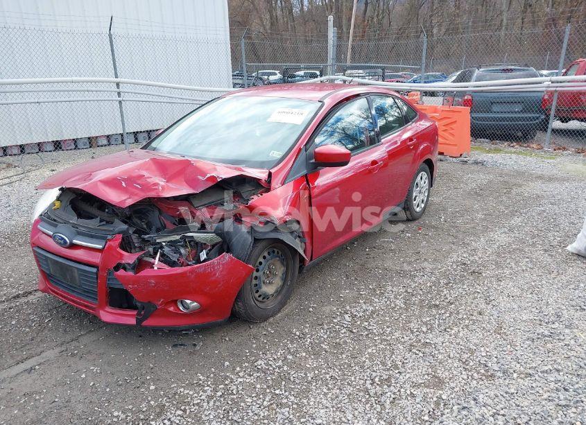 Photo 2 of 2012 Ford Focus SE (VIN 1FAHP3F24CL242372)