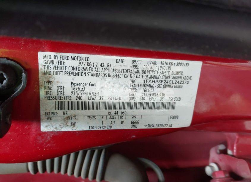 Photo 9 of 2012 Ford Focus SE (VIN 1FAHP3F24CL242372)