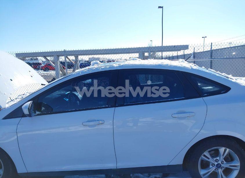 Photo 6 of 2012 Ford Focus SE (VIN 1FAHP3F24CL263108)