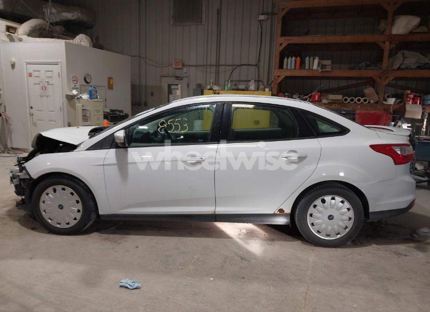 Photo 14 of 2012 Ford Focus SE (VIN 1FAHP3F24CL313957)
