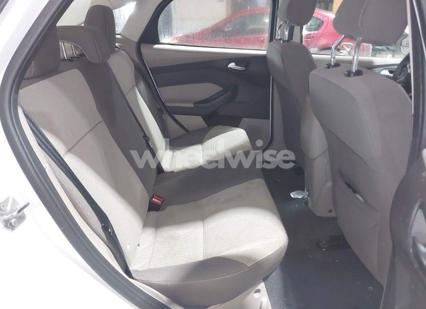 Photo 8 of 2012 Ford Focus SE (VIN 1FAHP3F24CL313957)