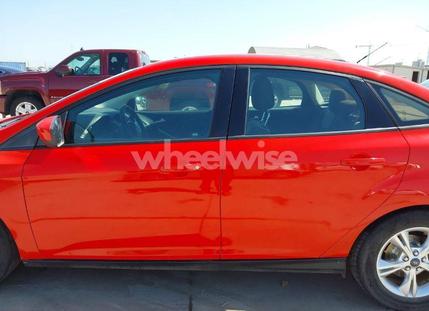 Photo 14 of 2012 Ford Focus SE (VIN 1FAHP3F24CL320603)