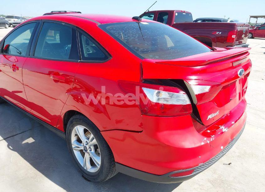 Photo 17 of 2012 Ford Focus SE (VIN 1FAHP3F24CL320603)