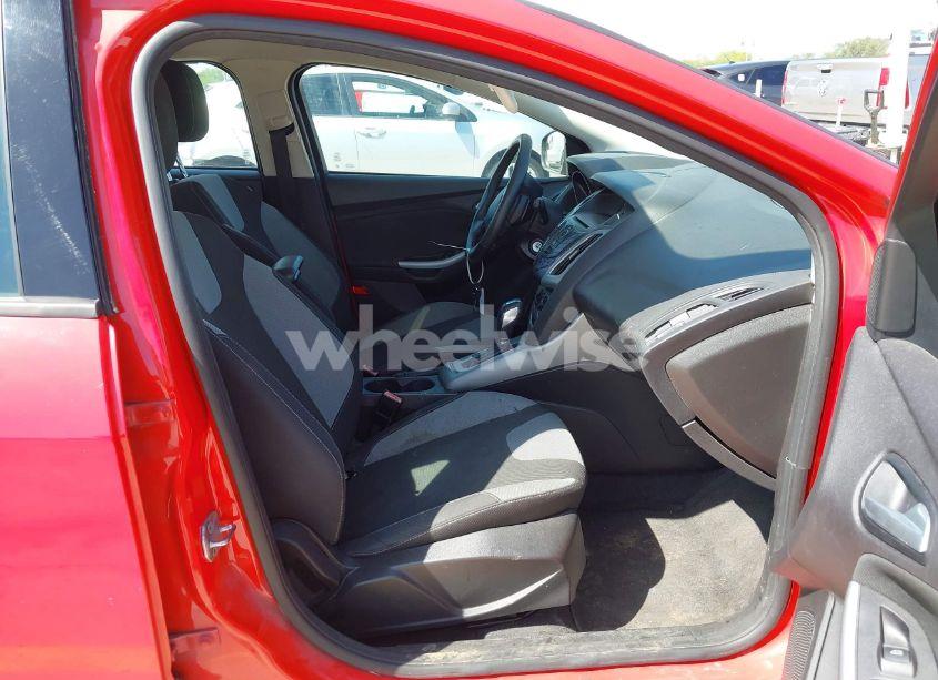 Photo 5 of 2012 Ford Focus SE (VIN 1FAHP3F24CL320603)