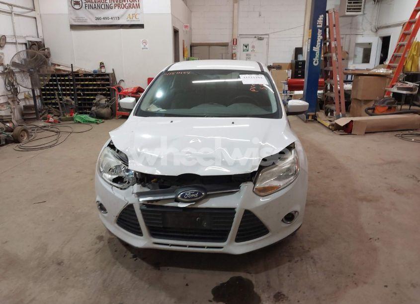 Photo 12 of 2012 Ford Focus SE (VIN 1FAHP3F24CL353374)