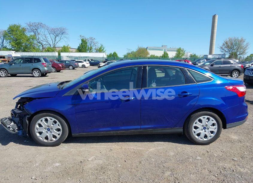 Photo 13 of 2012 Ford Focus SE (VIN 1FAHP3F24CL370286)