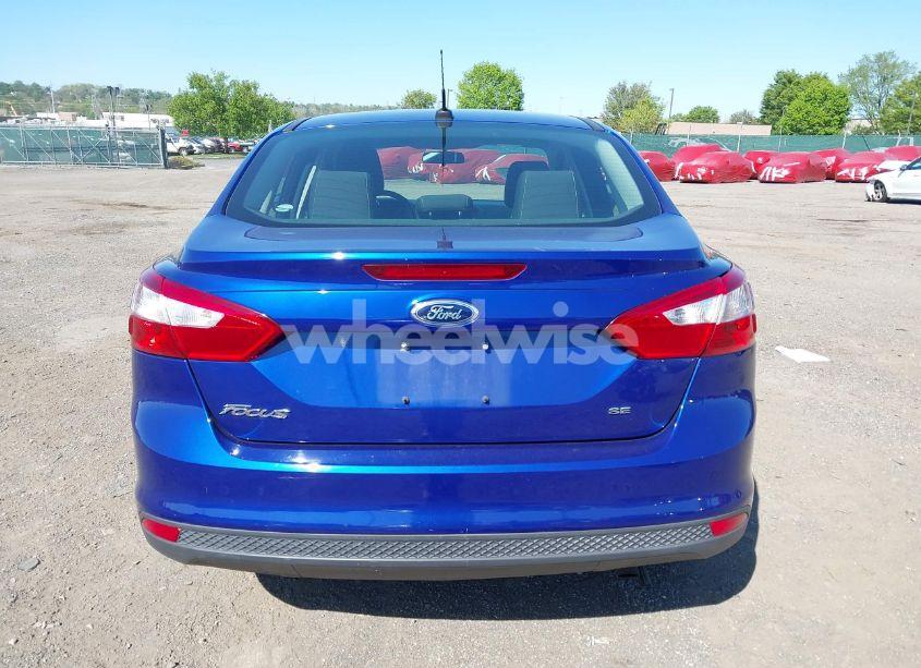 Photo 15 of 2012 Ford Focus SE (VIN 1FAHP3F24CL370286)