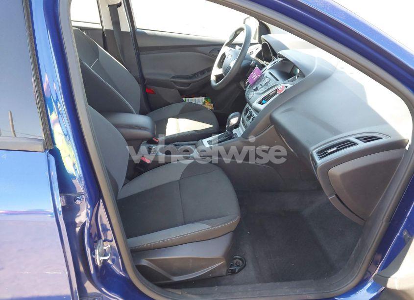 Photo 5 of 2012 Ford Focus SE (VIN 1FAHP3F24CL370286)