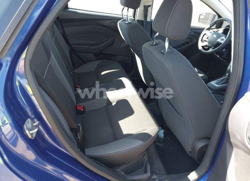 Photo 8 of 2012 Ford Focus SE (VIN 1FAHP3F24CL370286)